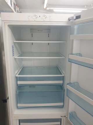 Nevera combi 1.78m x 60cm