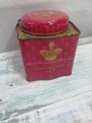 Lata de té Queen Elizabeth II 2005