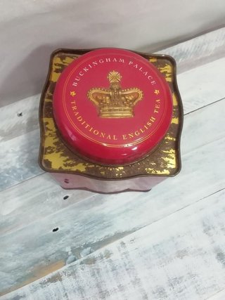 Lata de té Queen Elizabeth II 2005