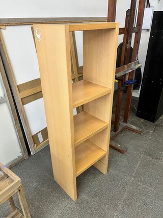 Estantería de madera Book