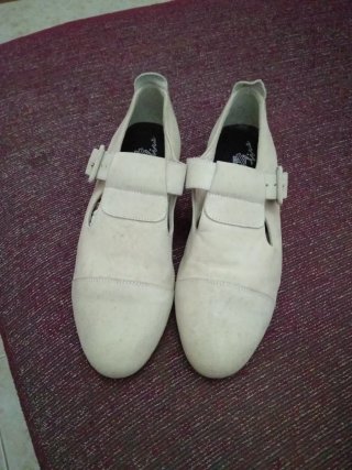 Zapatos de Piel Beige