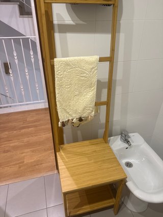 Estantería de bambú tipo escalera