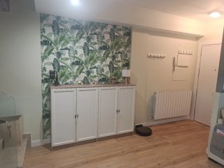 Librería Billy Ikea con puertas