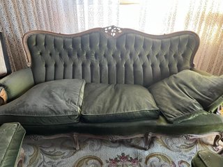 Sofá Vintage de Terciopelo Verde