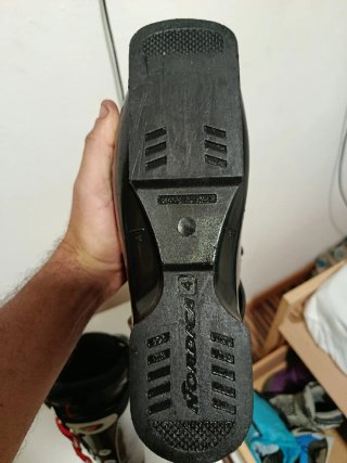 Botas Esquí Competición Nordica Dobermann WC 150