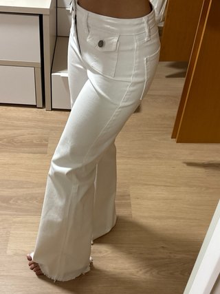 Pantalones blancos Nicoli