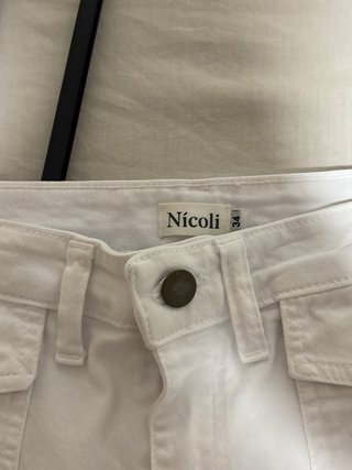 Pantalones blancos Nicoli
