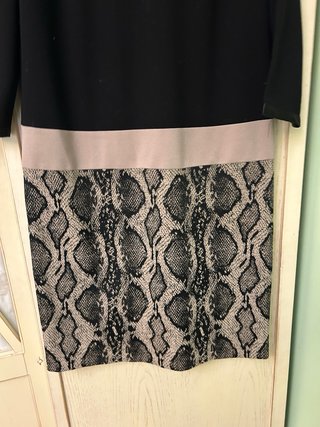 Vestido con estampado animal