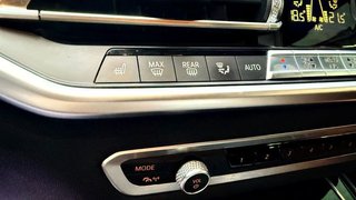 BMW X5 M50d