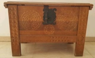 Baúl de Madera Teca Tallado a Mano