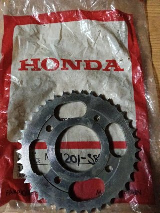 Plato Honda MBX 75