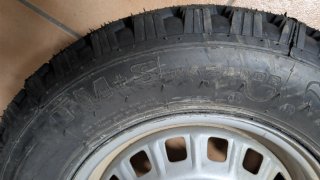 2 Llantas con Neumáticos InsaTurbo, Seat Marbella