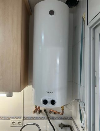 Instalador para cambio de Termos de agua