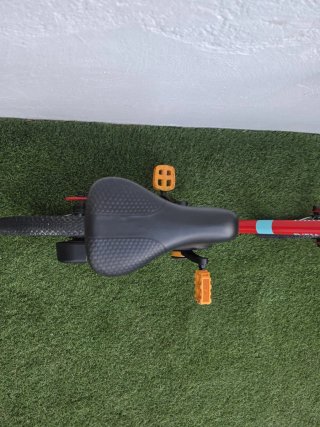 Bicicleta infantil B'TWIN roja 14 pulgadas