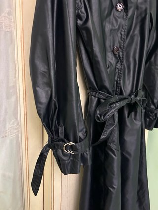 Gabardina Negra de Señora