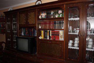 Mueble de Salón Clásico de Madera
