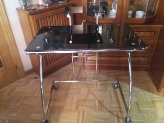 Mesa escritorio cristal y metal