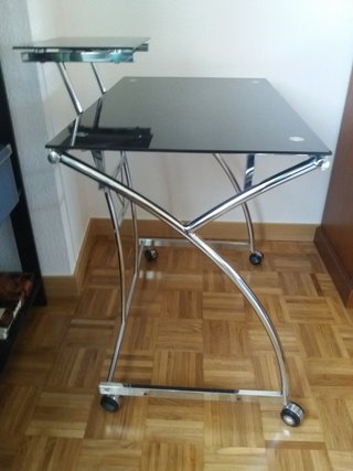 Mesa escritorio cristal y metal