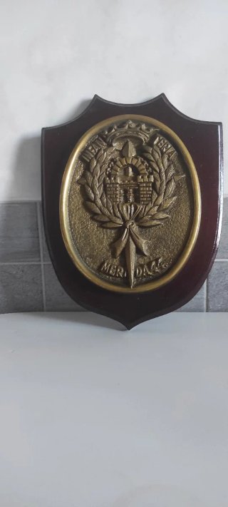 Metopa Regimiento Infanteria Mérida 44 de Ferrol.