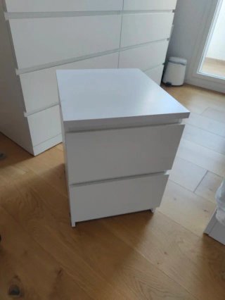 Mesita de noche MALM IKEA blanca