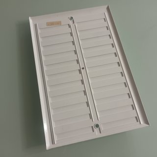 NUEVA. Rejilla de ventilación blanca