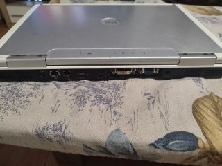Portátil Dell Plata y Negro isnpirion 9400
