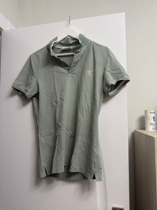 Camiseta Negra C. K M Polo Verde C.K M