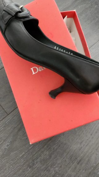 Zapatos de tacón negros