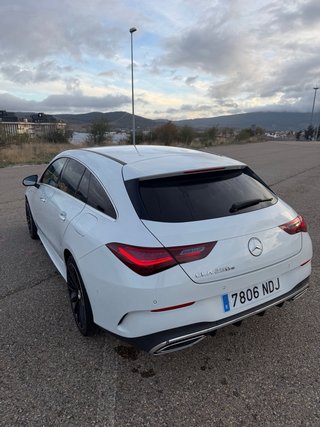 Mercedes-Benz CLA 250 e Shooting Brake AMG Line