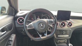 Mercedes-Benz GLA 180 90 kW (122 CV)