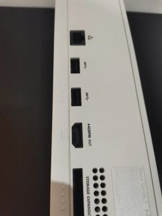 Xbox Series S + Mando Blanco