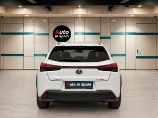 Lexus UX 250H 2021