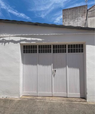 Puerta de Cochera Blanca de 3 Metros con 4 partes