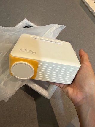 Mini Proyector Portátil Yoton Y3
