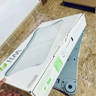 Nintendo Wii Fit Balance Board + Juego Wii Fit