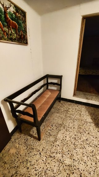 Muebles antiguos variados en Arcos (Burgos)