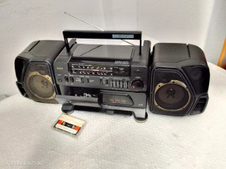 Radio Sanyo M-903SR Boombox doble Cassette.
