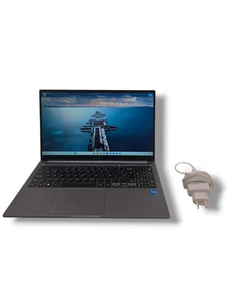 PORTATIL SAMSUNG GALAXY BOOK 4 15" NP750XGJ 13 GEN INTEL CORE I3-1315U INTEL UHD GRAPHICS 256GB / 8GB RAM  WINDOWS 11 HOME  + CARGADOR