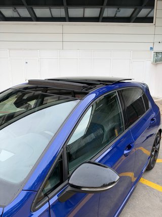 VOLKSWAGEN GOLF 8 R PERFORMANCE 320CV
