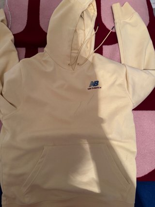 Sudadera New Balance Beige/Amarilla