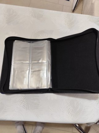 Carpeta de cuero azul