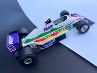 Coche de Carreras Burago Escala 1/24 Antiguo