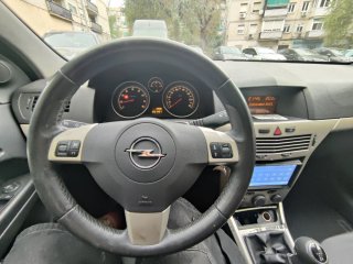 Opel Astra 2007