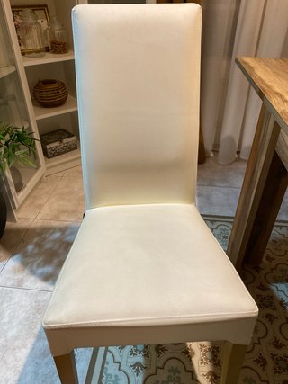 Mesa de comedor extensible y 4 sillas
