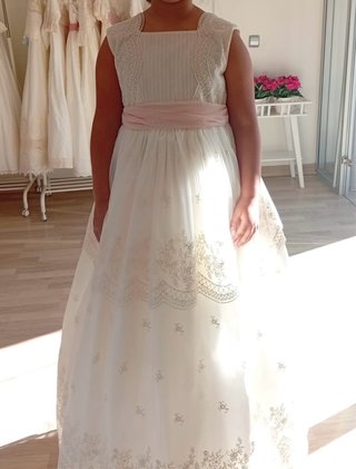 Traje de Comunión Blanco y Rosa