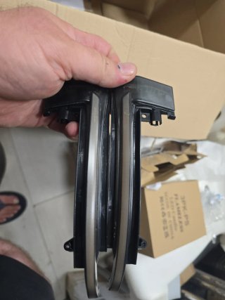 Intermitentes LED dinámicos para espejos audi
