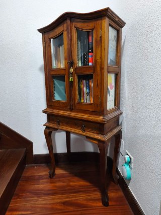 Librería de Madera Estilo Clásico