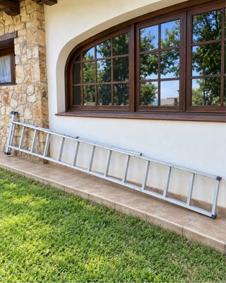 Escalera Aluminio Recta Ligera Resistente