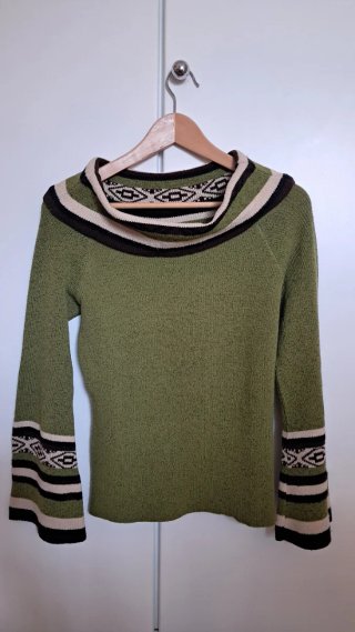Jersey verde cuello barca rayas
