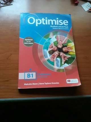 LIBRO DE INGLÉS ESCUELA DE INDIOMAS B1 MACMILLAN